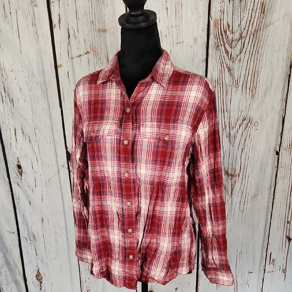 Eddie Bauer Tops - Eddie Bauer Flannel Shirt Red White Blue Plaid M